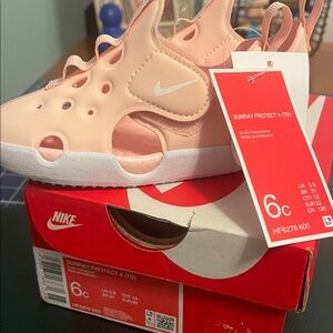 Nike Kids Sunray Protect 4 Pink Sandals